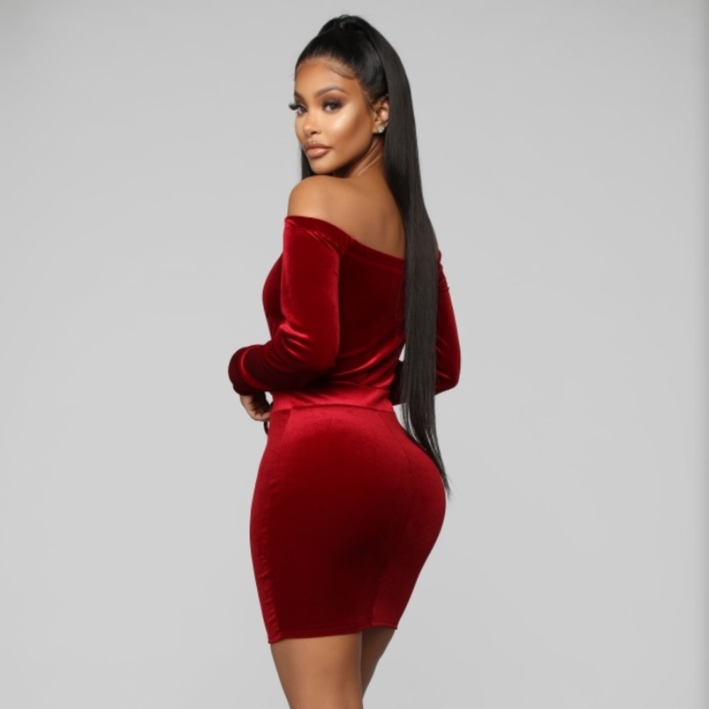 NWT Fashion Nova Velvet Dress - Picture 3 of 8